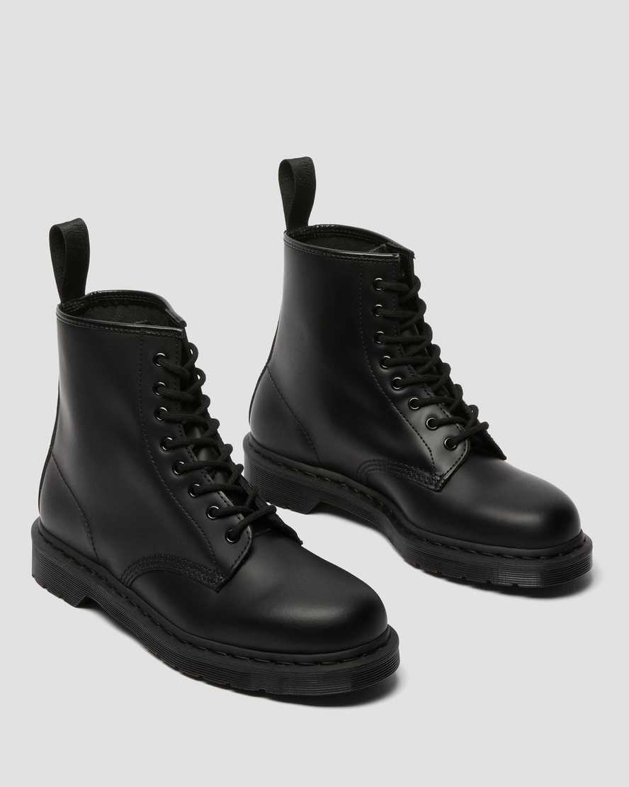 Unisex 1460 Mono Smooth Leather Lace Up Boots Black