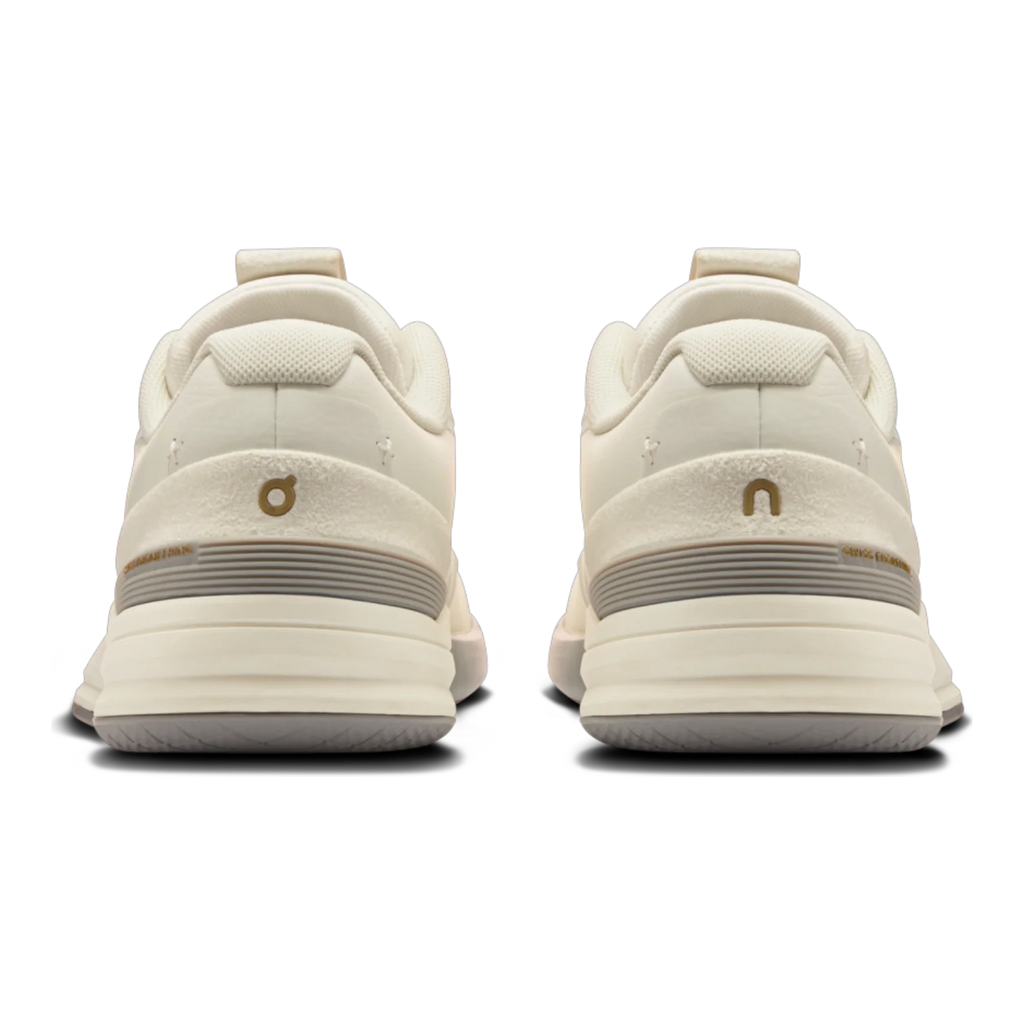 On Shoes Women's The Roger Pro Ace Ivory/Fog 3WF30643598
