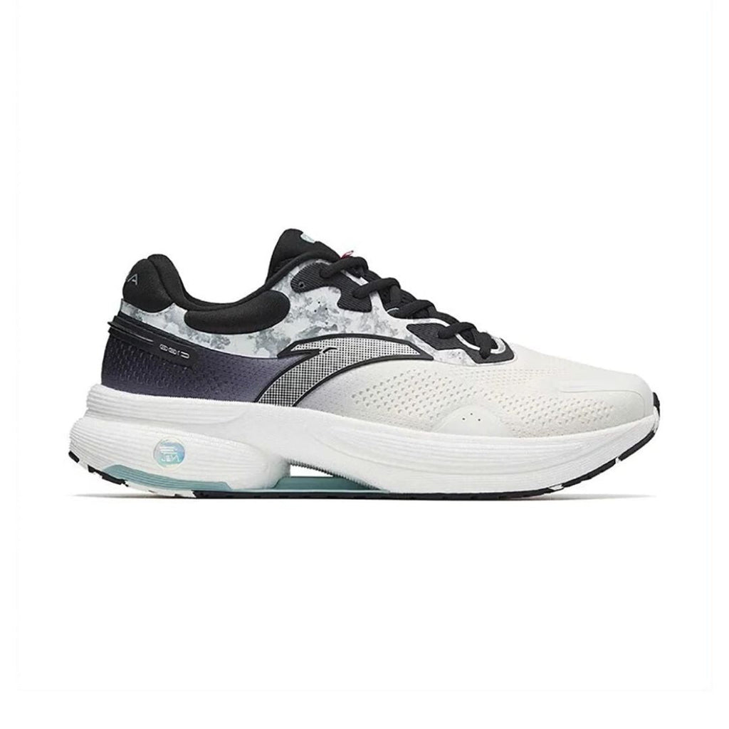 C100 Running Shoes