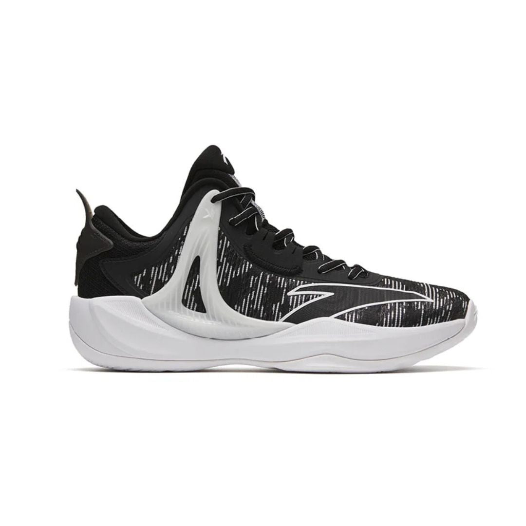 Light Cavalry 8.0 Basketball Shoes