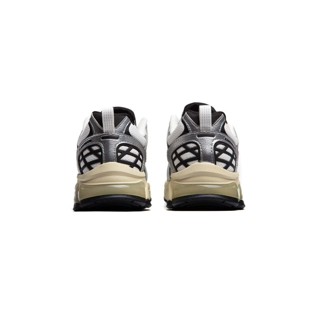 Classic Runner Casual Sneakers
