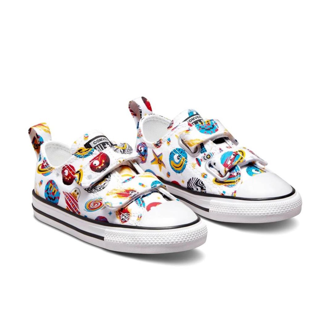 Chuck Taylor All Star 2V Shoes