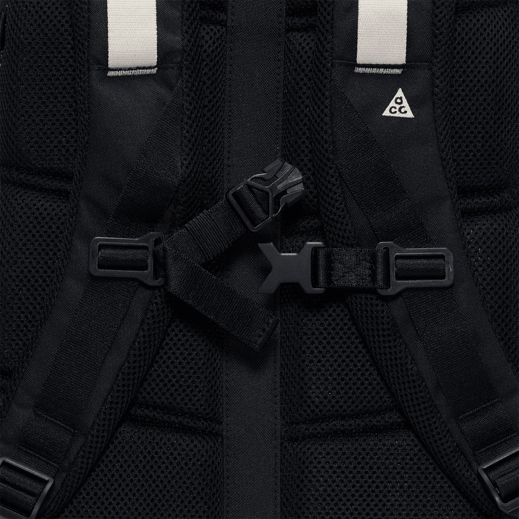 ACG Daymax 25L Backpack Black / College Grey / College Grey