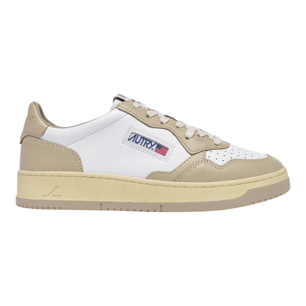 Autry Medalist Low Leather/White Women AULW-WB60