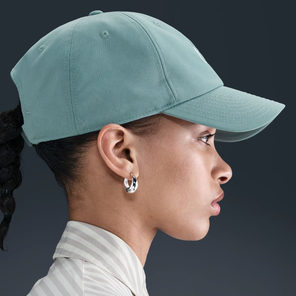 Club Unstructured Swoosh Cap