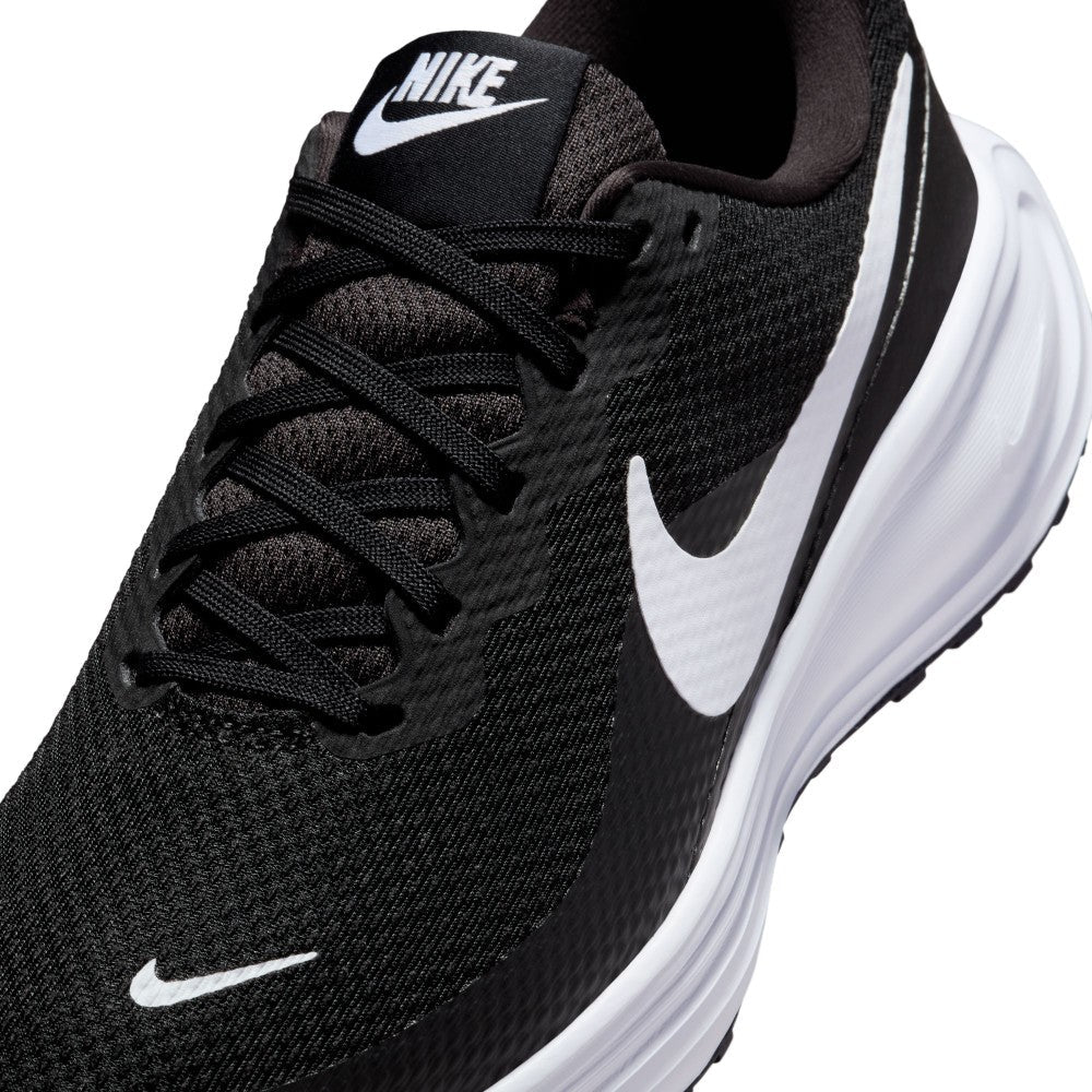 Revolution 8 Road Running Shoes