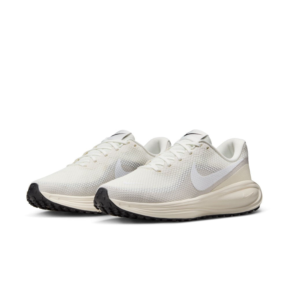 Revolution 8 Road Running Shoes