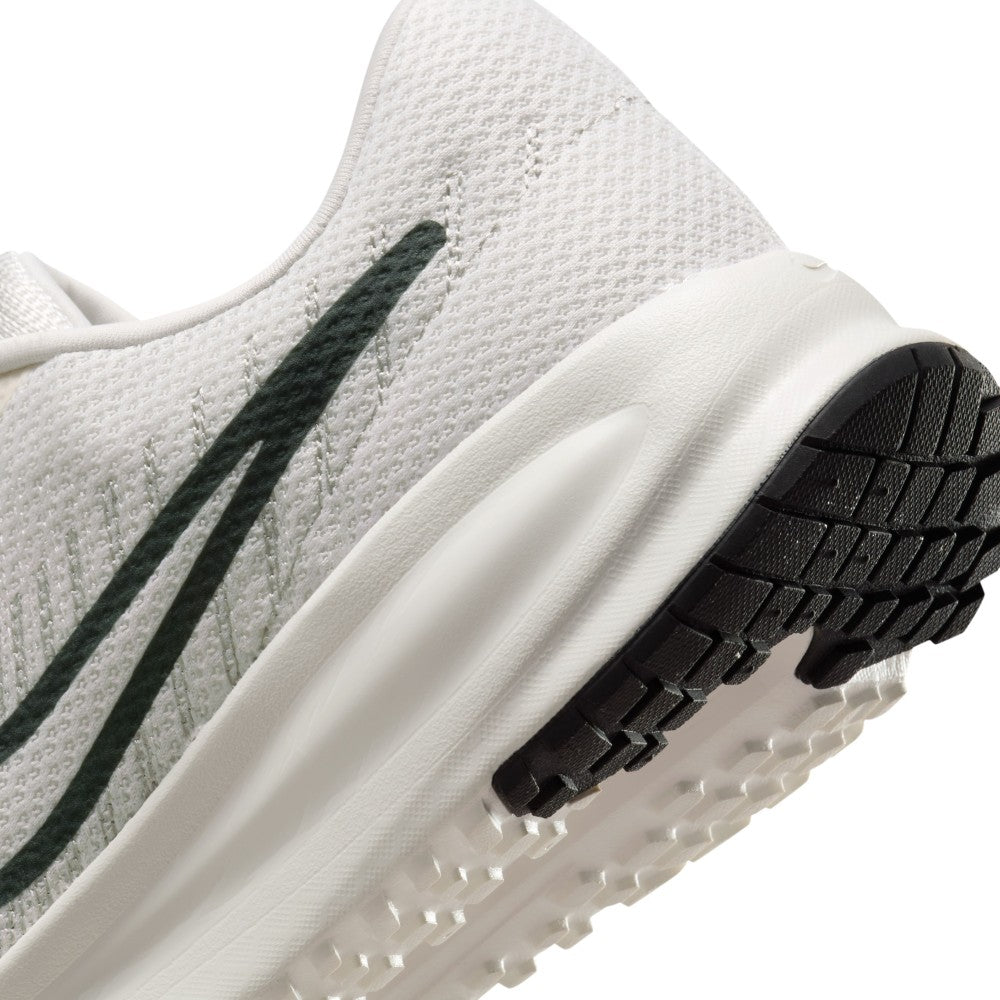 Run Defy Road Running Shoes
