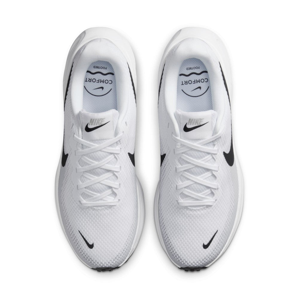Revolution 8 Road Running Shoes