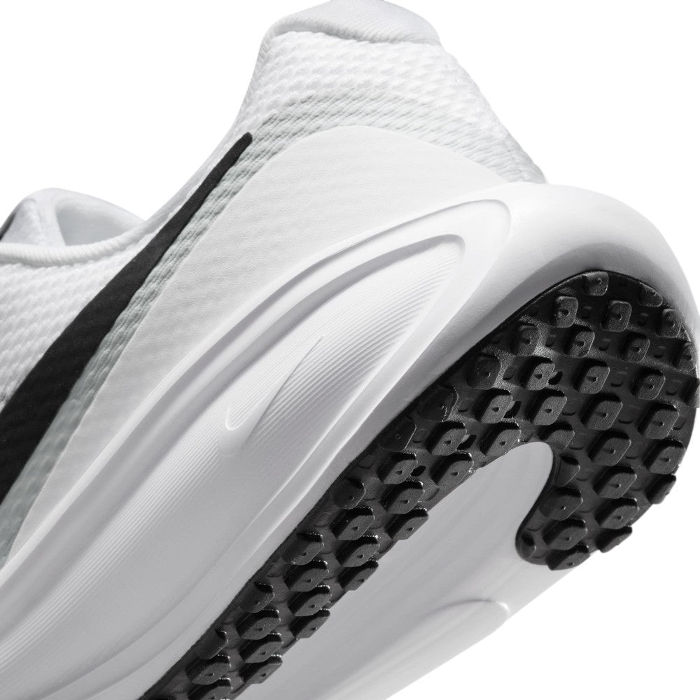 Revolution 8 Road Running Shoes