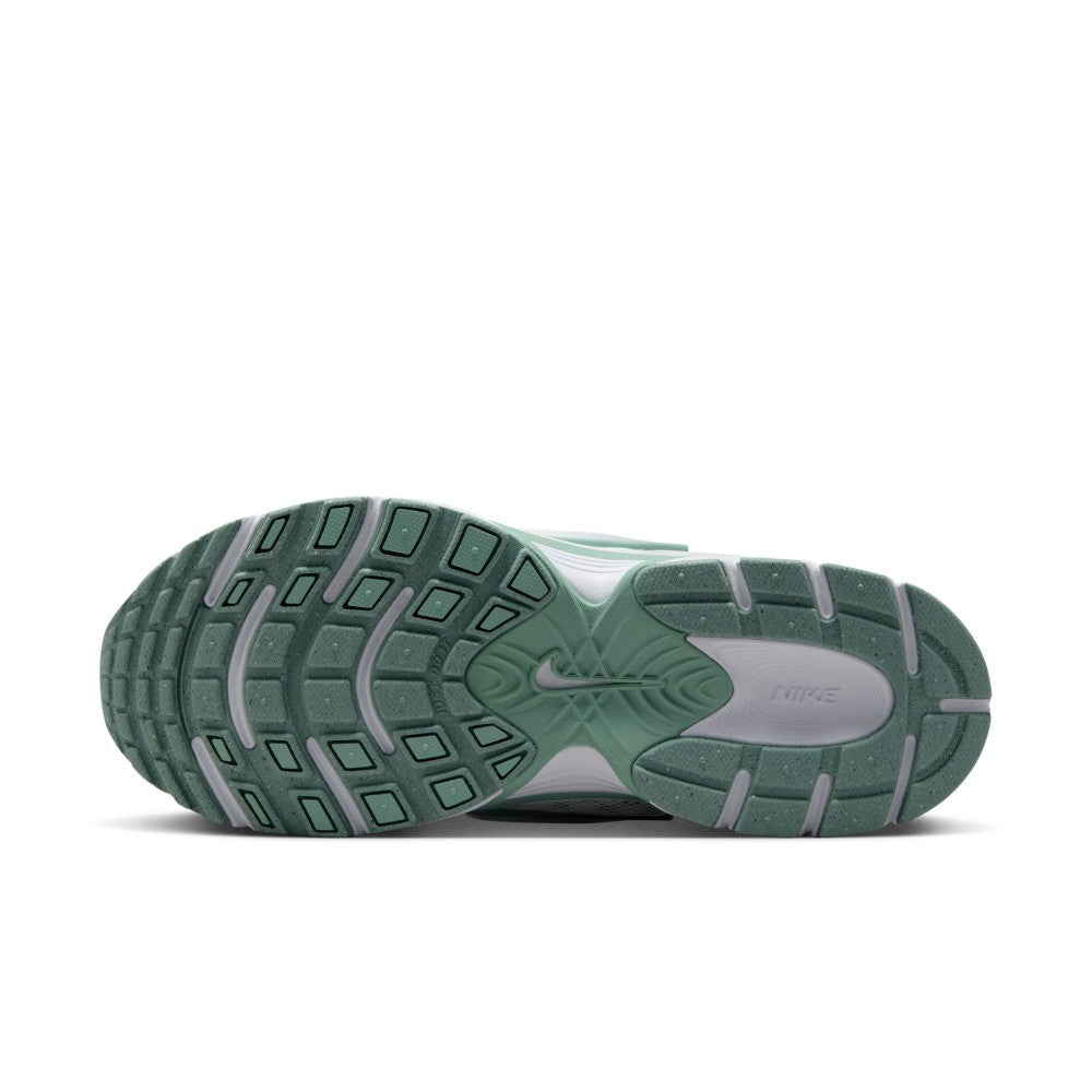 V5 RNR Shoes with Reflective Accents