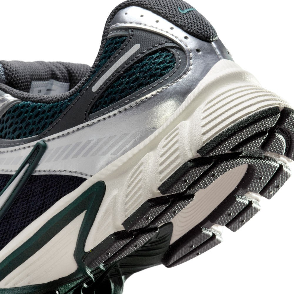 V5 RNR shoes with Reflective Accents