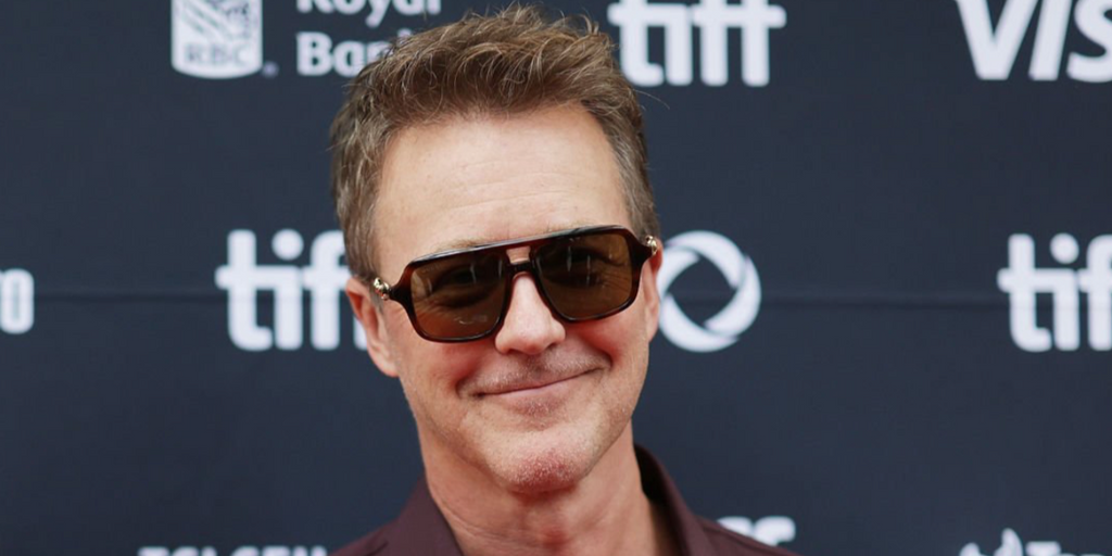 Gucci GG2052S 009 - As Seen On Edward Norton