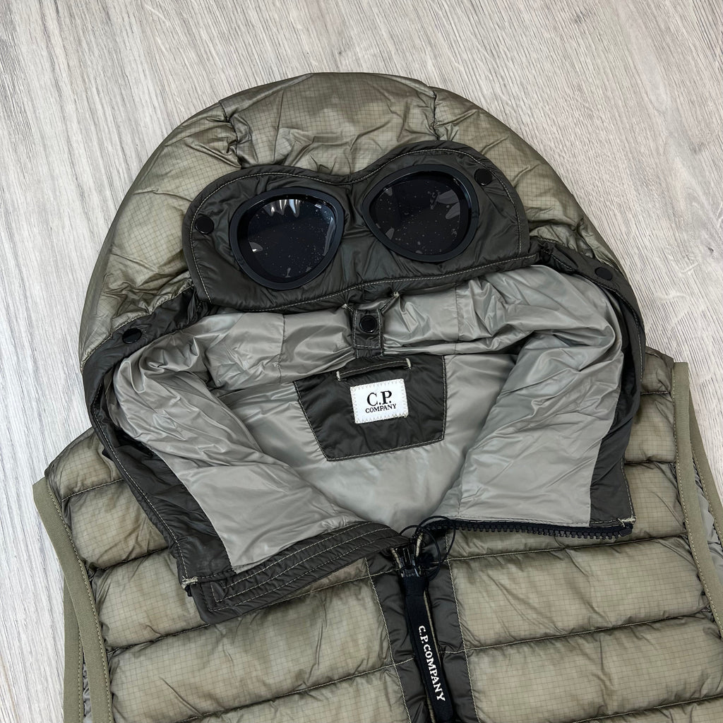 CP Company D.D. Shell Gilet - Fallen Rock