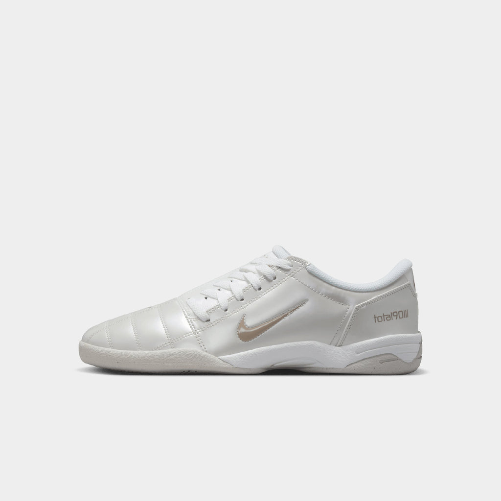 Nike Total 90
