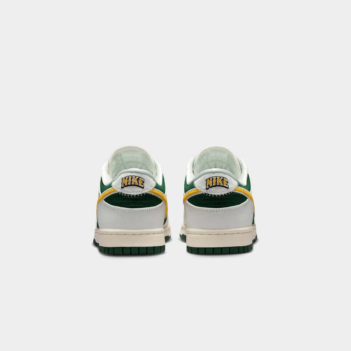 Nike Dunk Low Retro