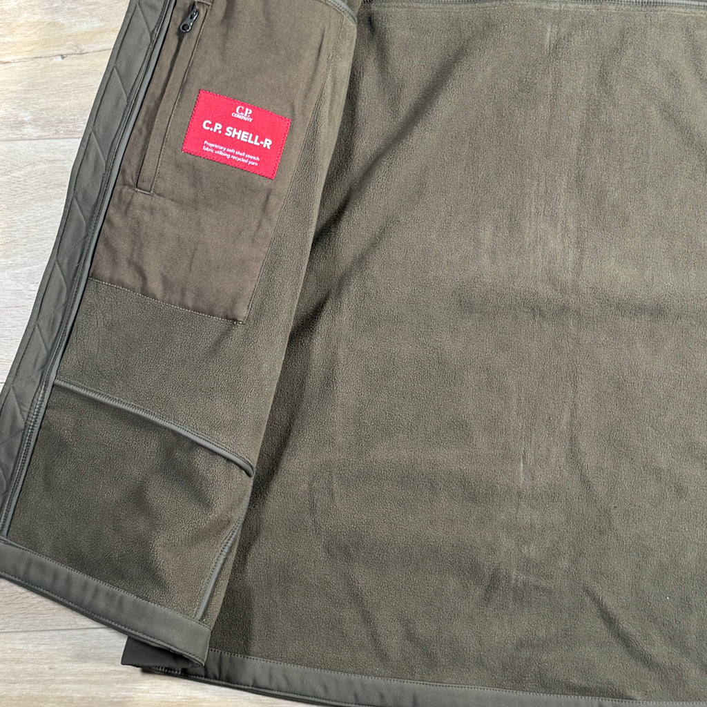 C.P. Company Shell-R Goggle Jacket in Ivy Green