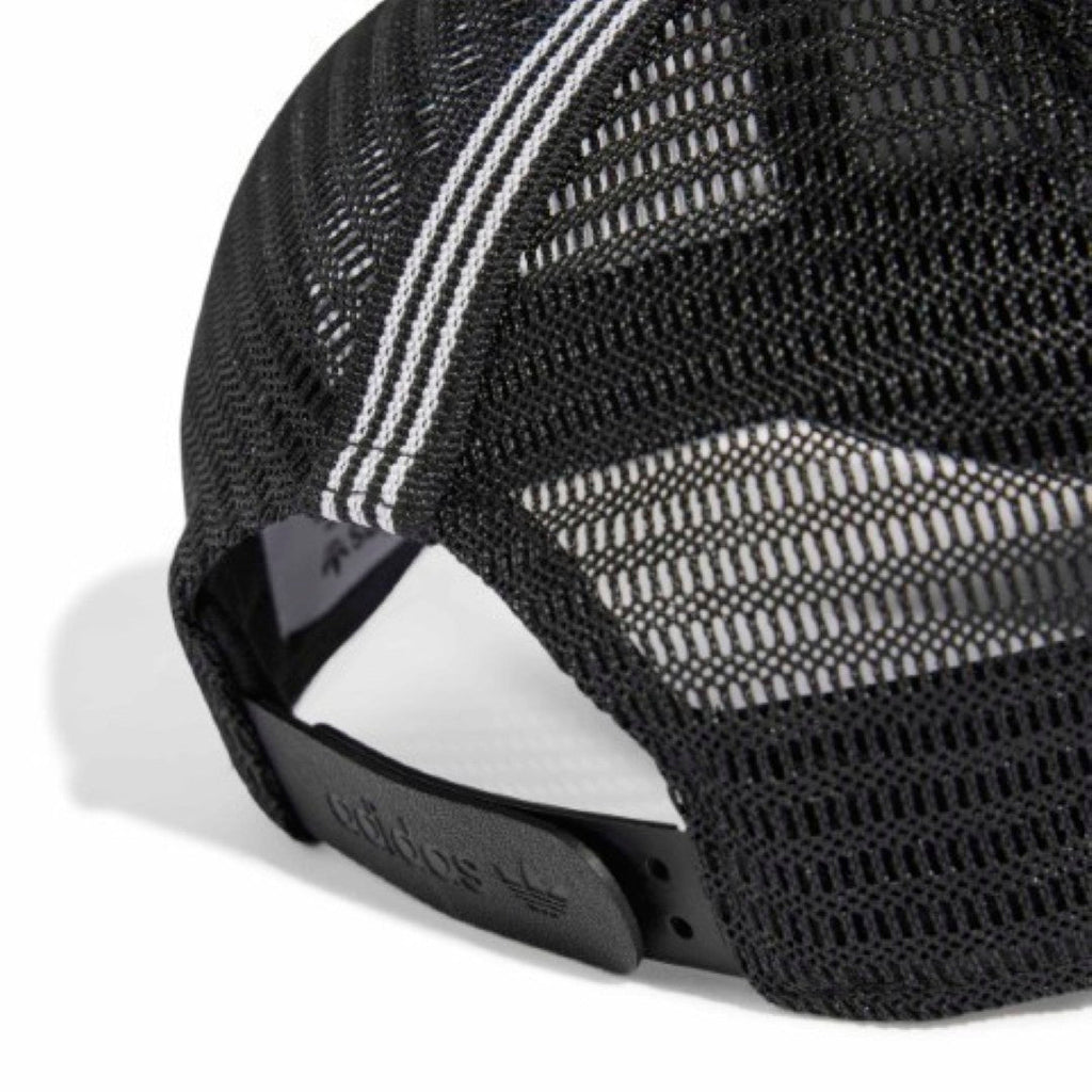 Adicolor Classic Curved Foam Trucker Cap
