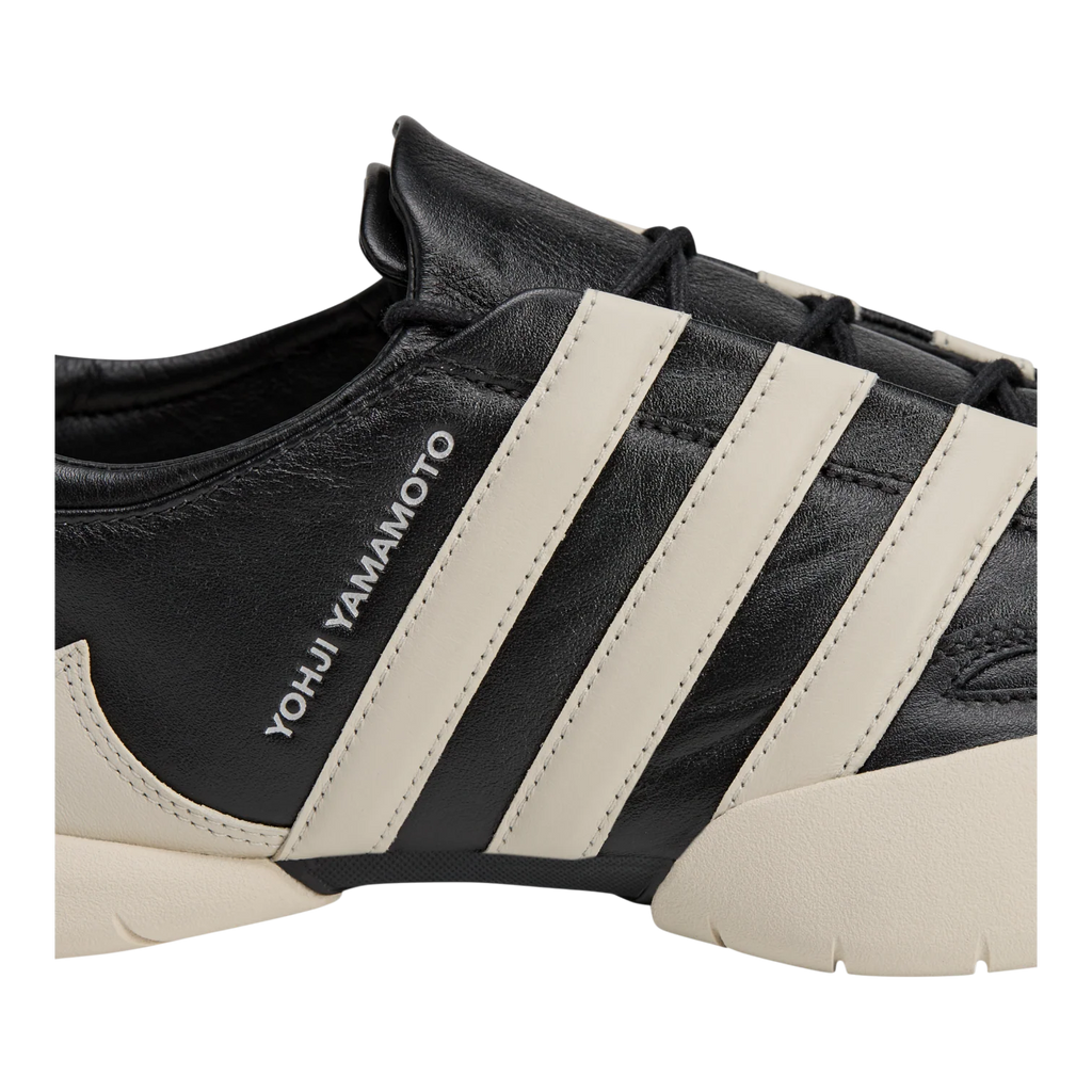 adidas Y-3 Regu 2002 Black / Alumina JR3600