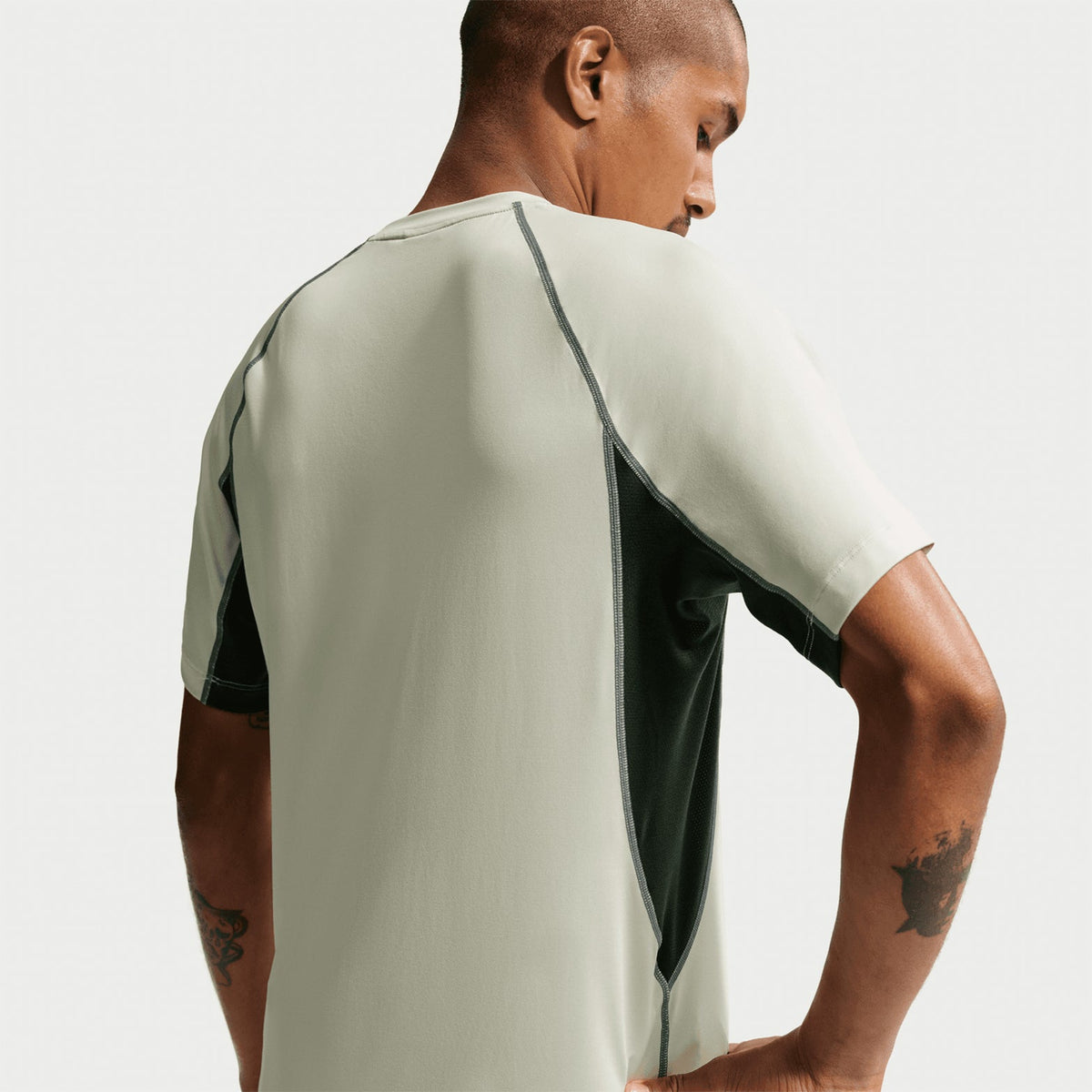 Men's ACG Wildsee Dri-FIT Base-Layer Tee Sea Glass / Black Spruce / Summit White