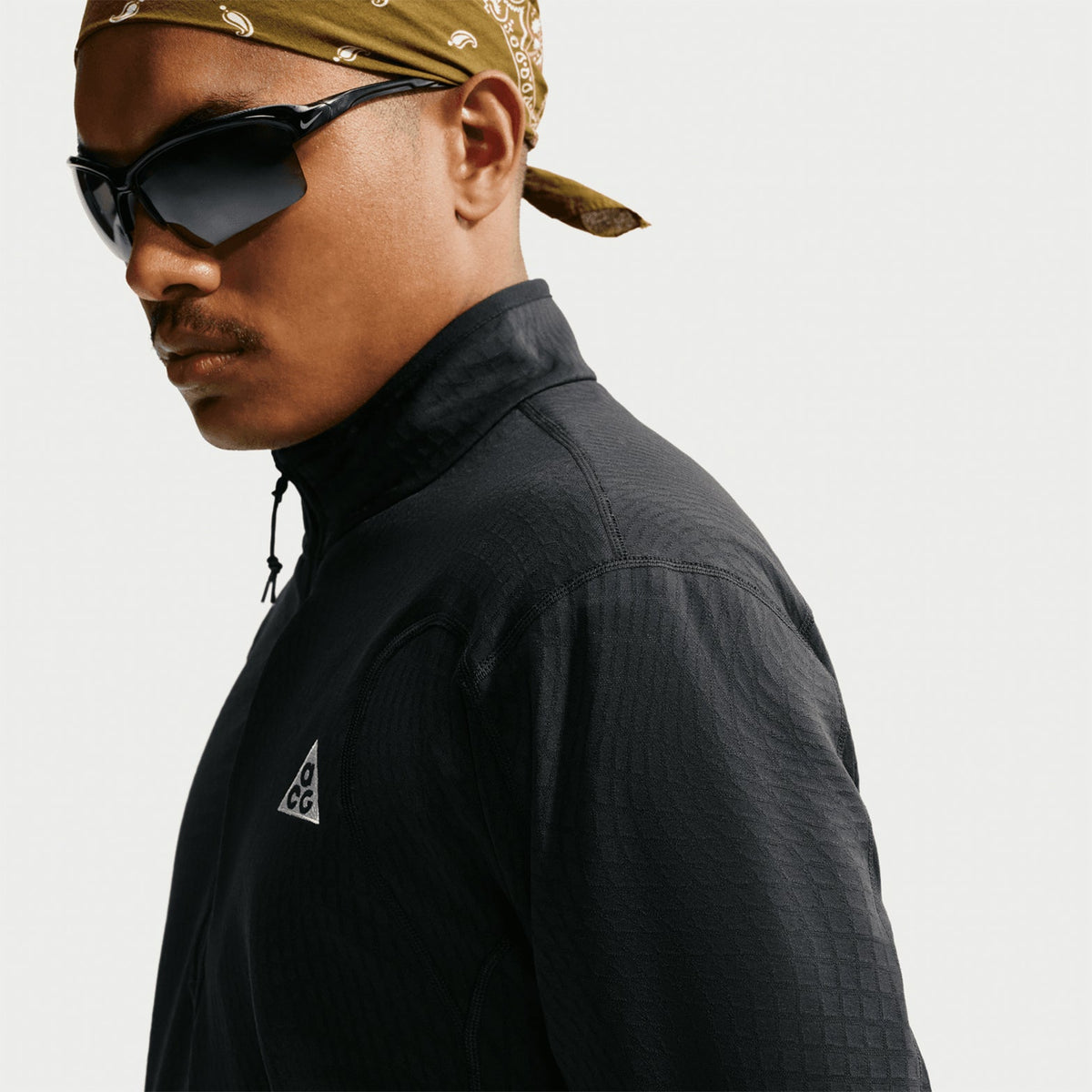 Men's ACG Wolf Grid 1/2 Zip Top Black / Summit White