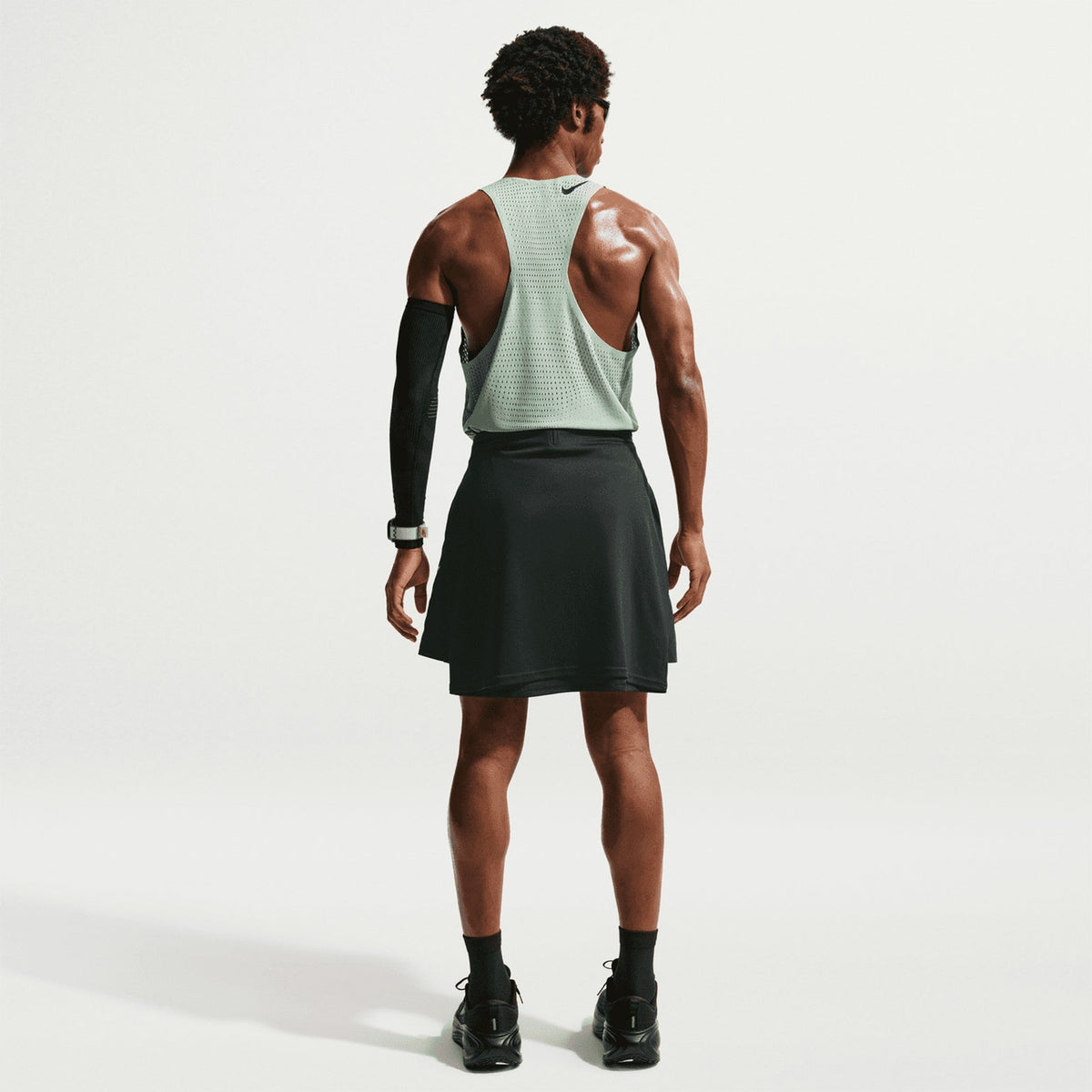 Men's Dri-FIT AeroSwift ADV Running Vest Steam / Black