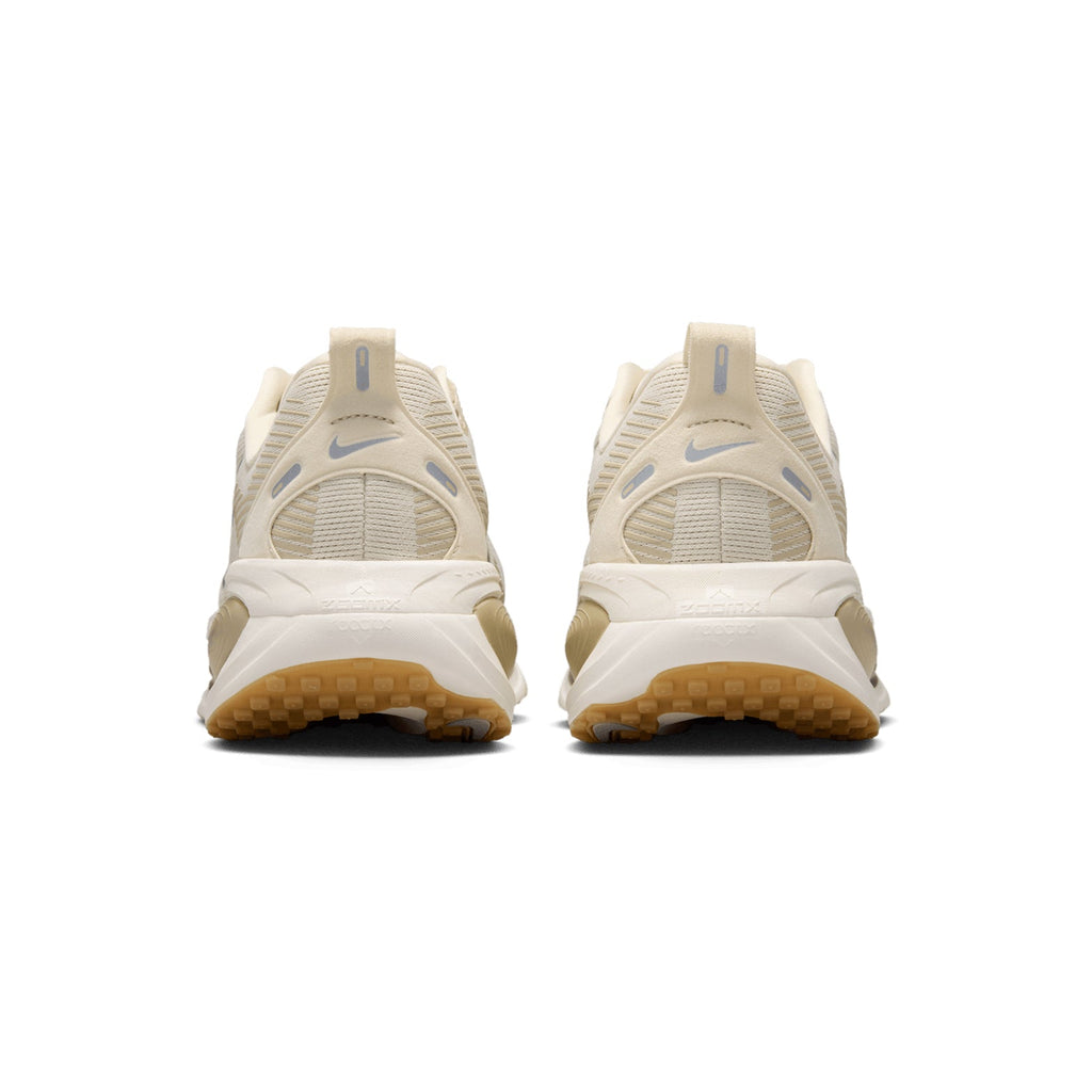 Men's Vomero 18 Running Shoes Light Khaki / Desert Khaki / Sail / Metallic Silver