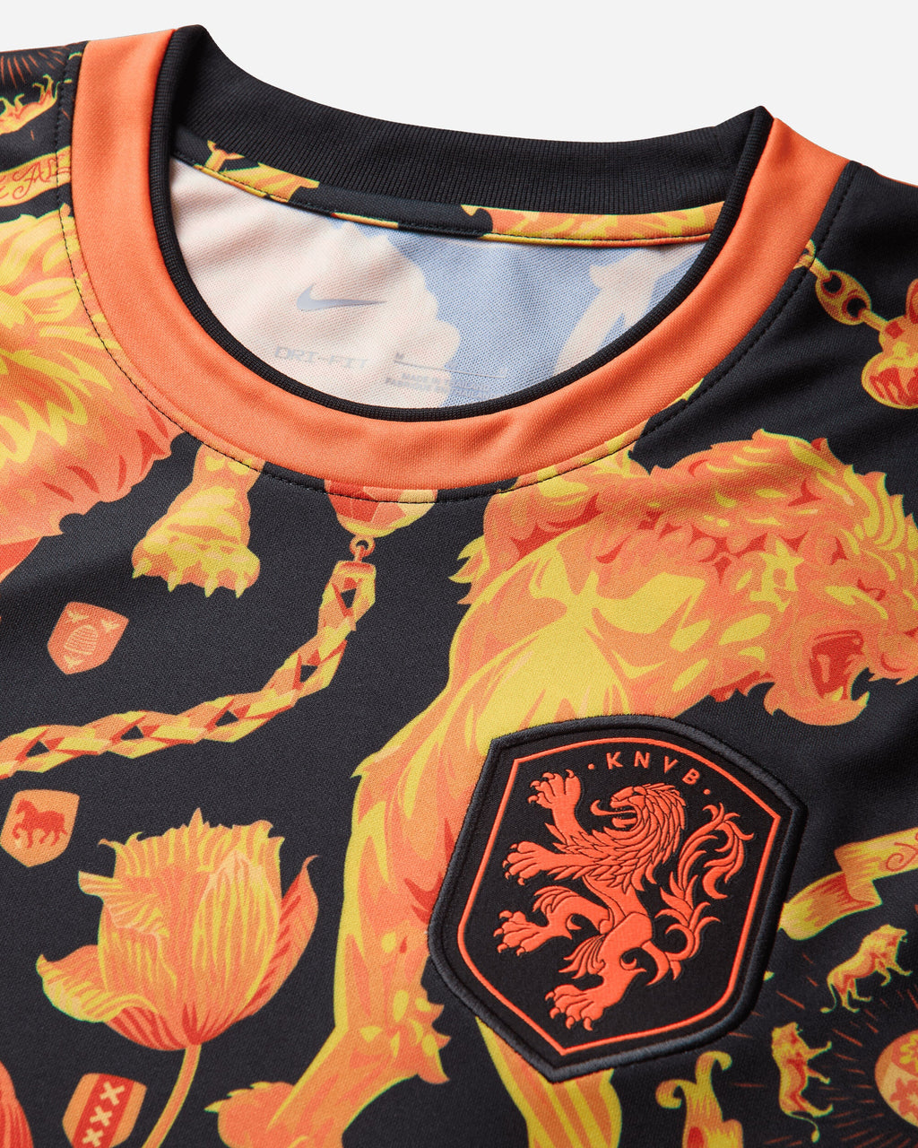 Netherlands x Patta Academy Pro Shortsleeve Soccer Top Black / White