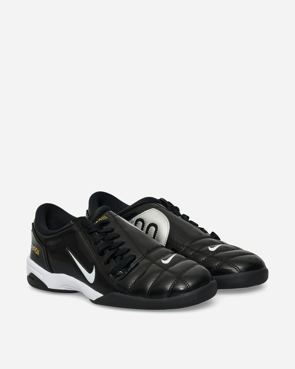 Total 90 Sneakers Black / White