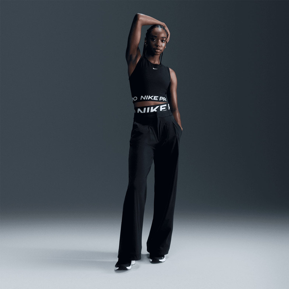 Women's Pro Dri-FIT Cropped Tank Black / White