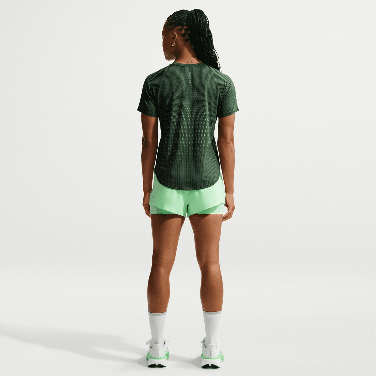 Women's Swift Aero-FIT Running Tee Black / Light Green Spark