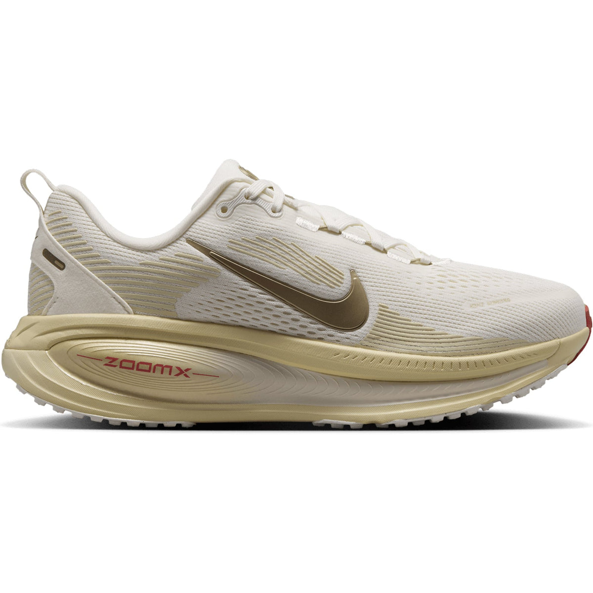 Women's Vomero 18 Running Shoes Sail / Metallic Gold Grain / Light Khaki / Filbert