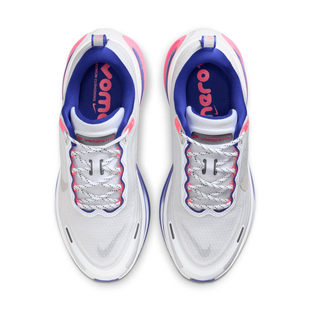 Women's Vomero Plus SE Running Shoes White / Concord / Hyper Pink / Metallic Silver