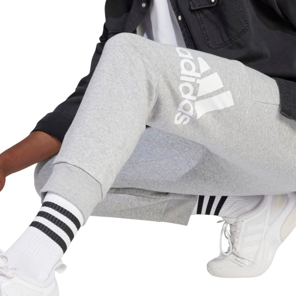 Essentials Fleece Tapered Cuff Big Logo Joggers