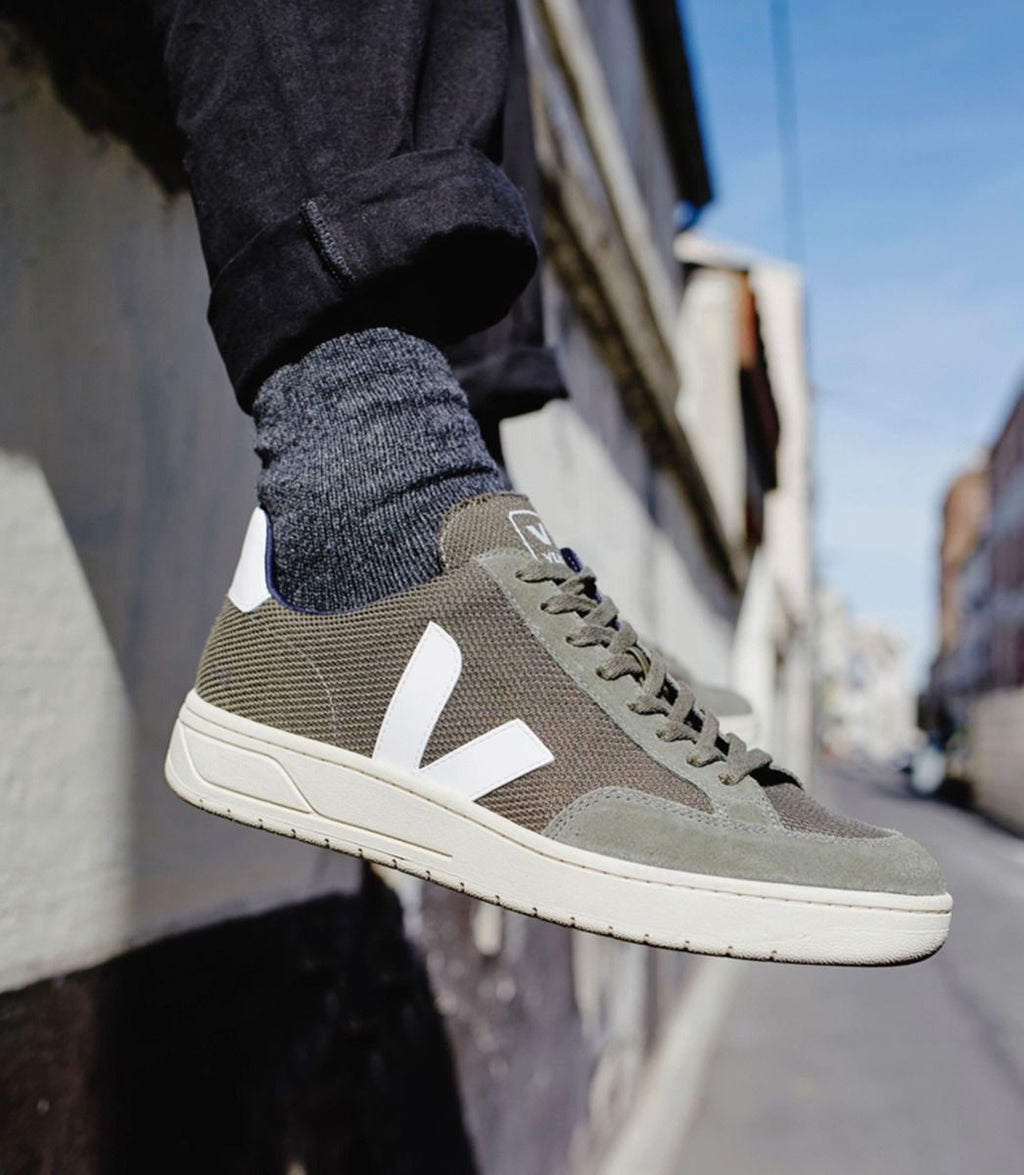 Men's V-12 VEGAN B-MESH OLIVE WHITE
