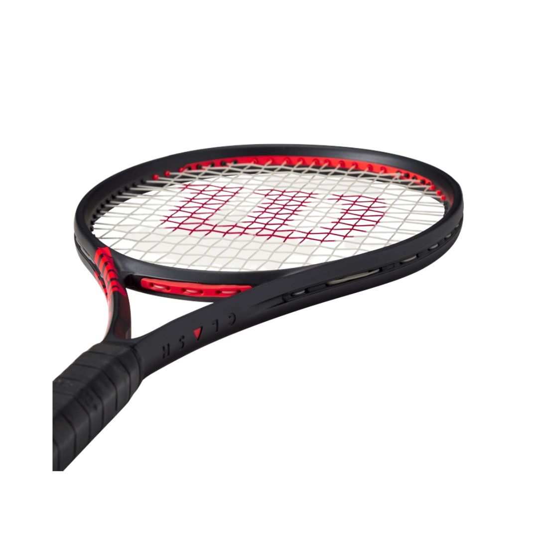 Clash 100 V3 Tennis Racket